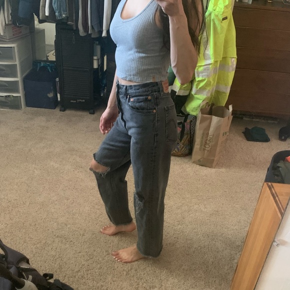 Levi’s Ribcage Straight Jeans - Picture 8 of 9